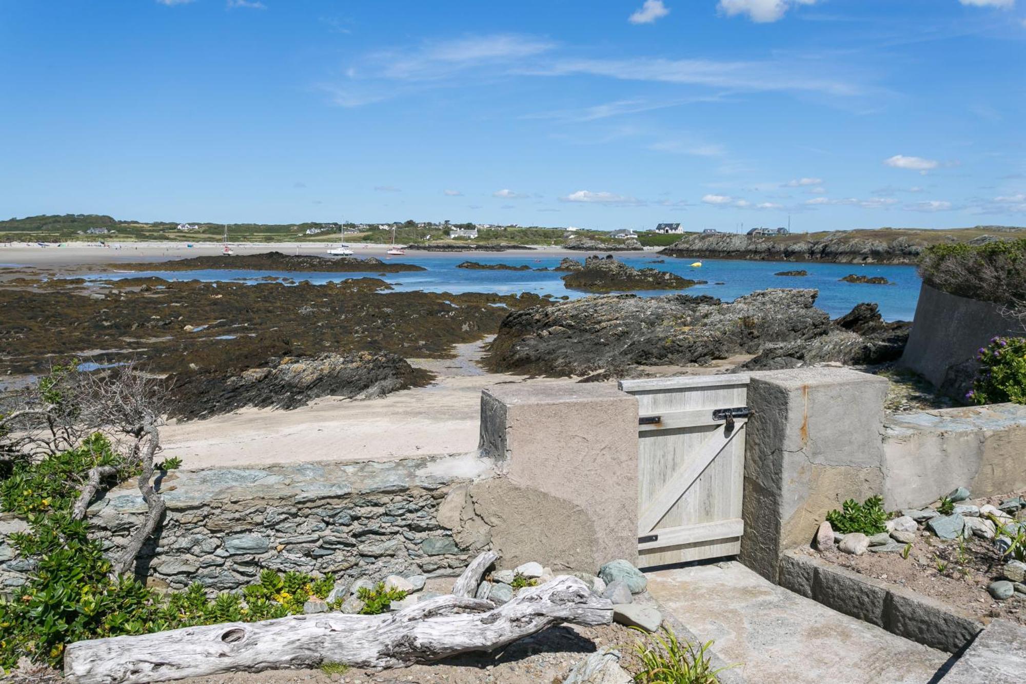Rhoscolyn Pen Y Graigヴィラ エクステリア 写真