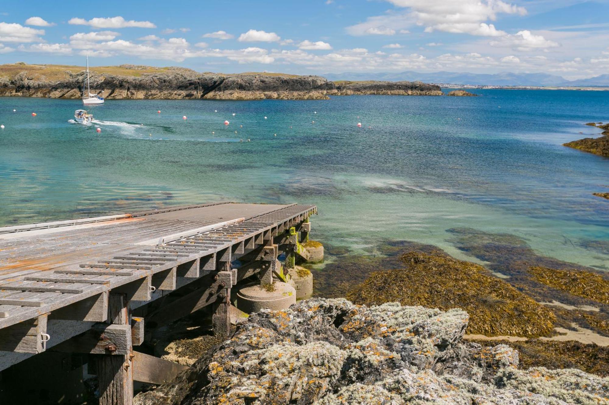Rhoscolyn Pen Y Graigヴィラ エクステリア 写真